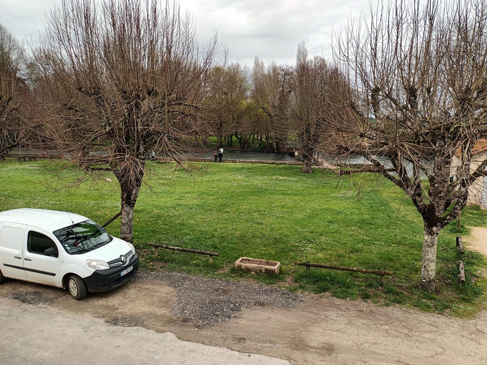 Au Bord De La Riviere Appartement Verteuil-sur-Charente Buitenkant foto
